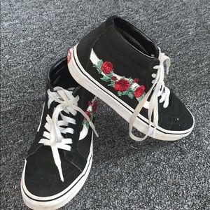 Vans Sk8 Mid Rose Skate Shoe - Black